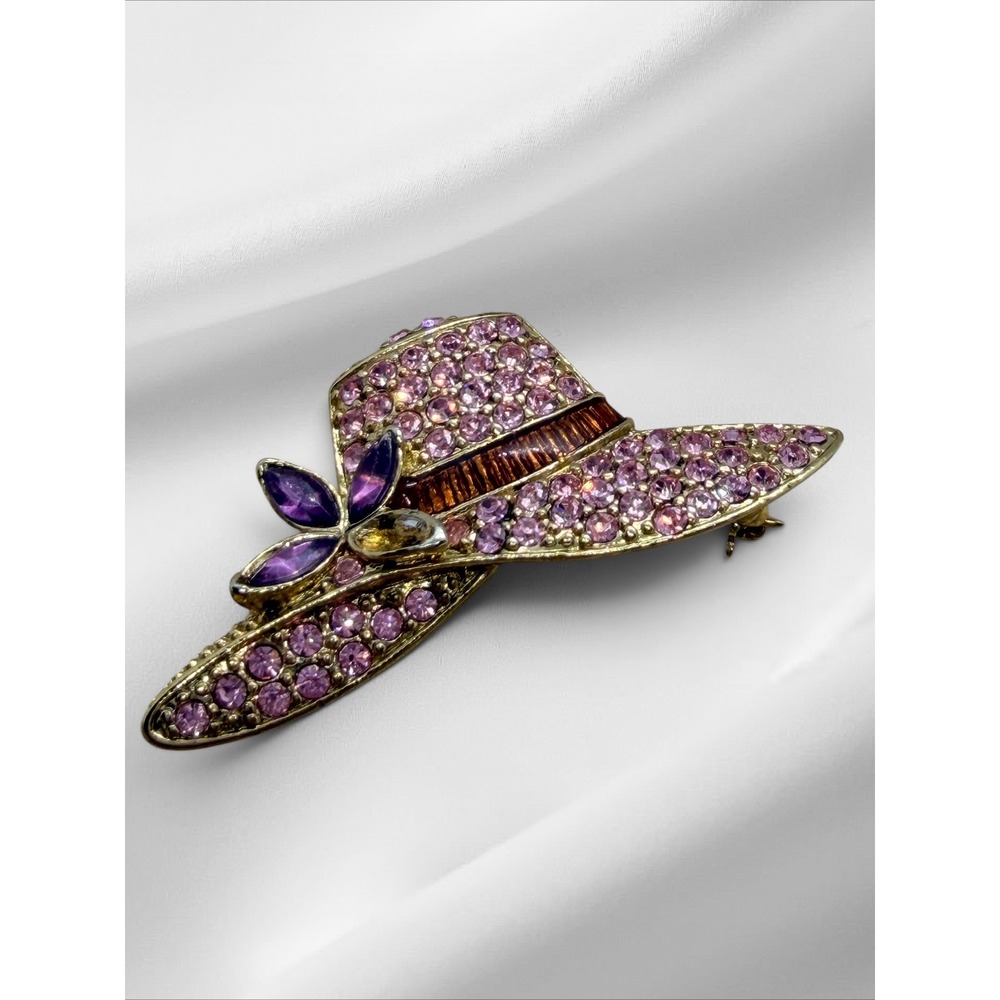 Monet Vintage (FLAW) Gold Tone Pink Purple Rhinestone Hat Brooch Pin - Picture 3 of 9